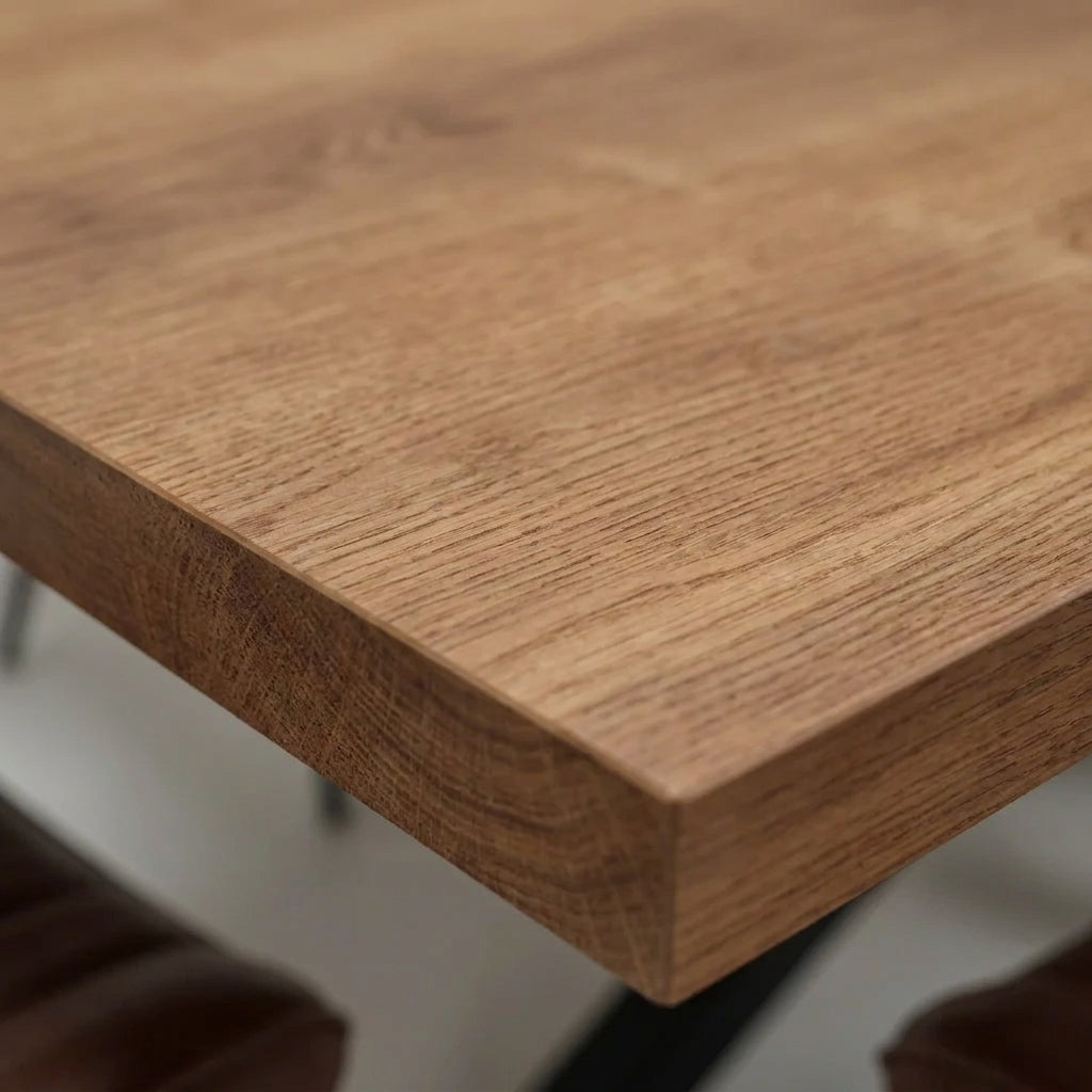 Close up of the oak grain and squared edge on the Sloan dining table top